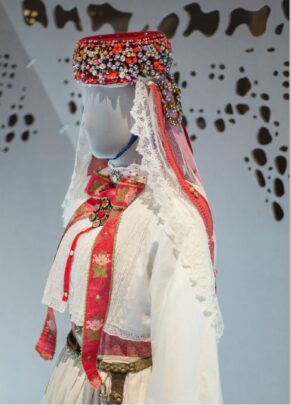 Bride's costume from Emmaste parish, third quarter of the 19th century
