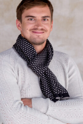 Dark Grey Scarf "Hanesilm"