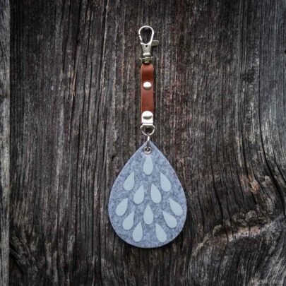 Helkiv ripats helehalli vihma kujuga