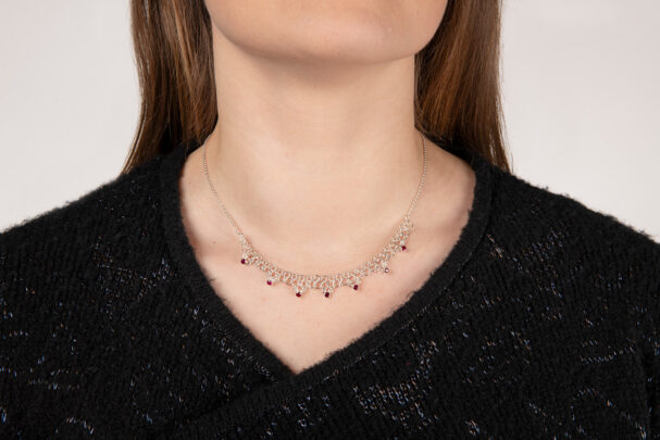 Kaelakee "Põimitud"