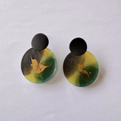 Musta-rohelise kirjud kõrvarõngad