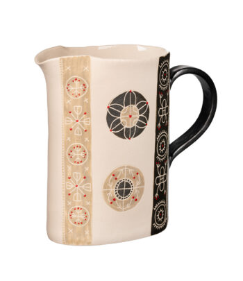 Arhailise tikandiga savist kann