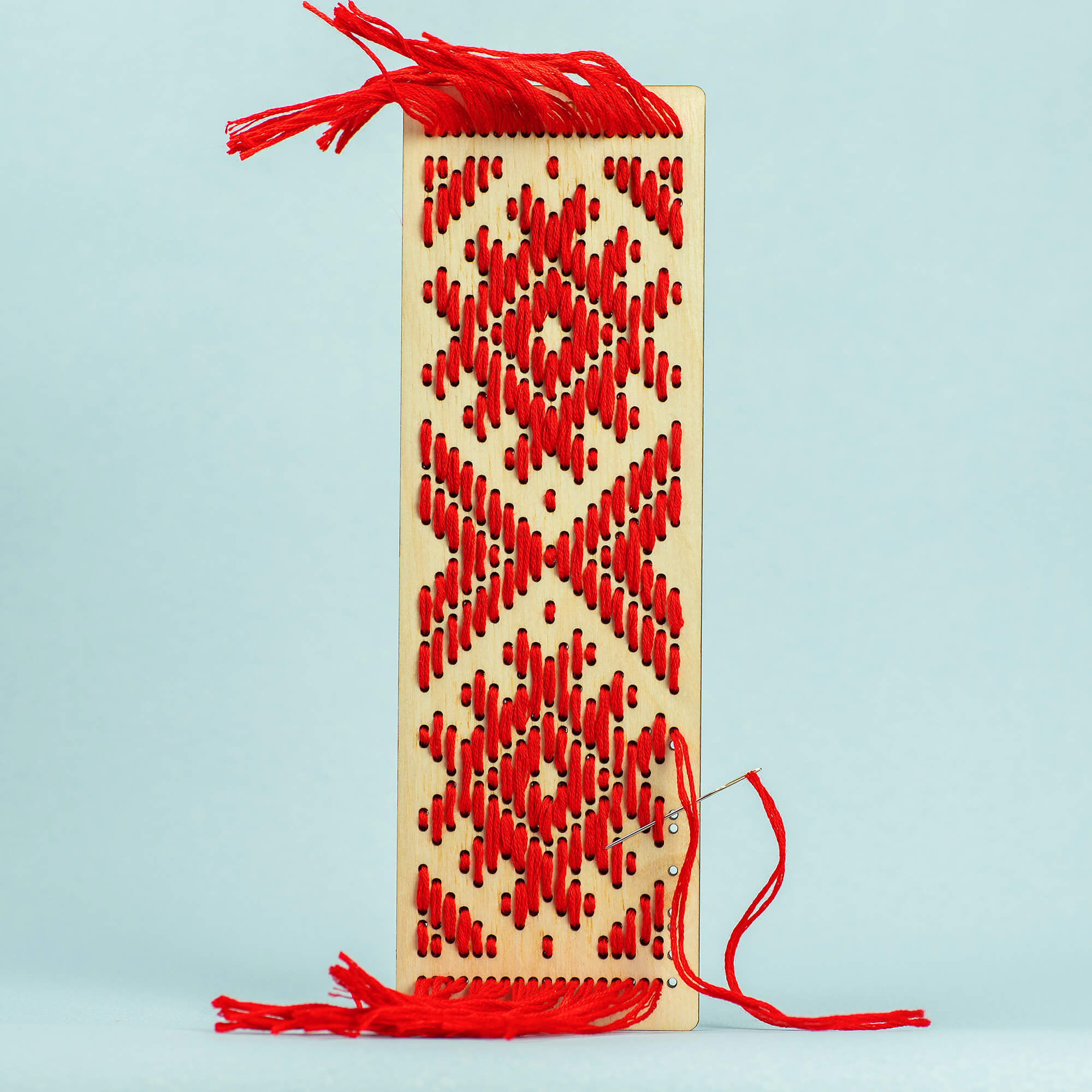 Koeru kirivöö mustriga puidust niidik - Image 2