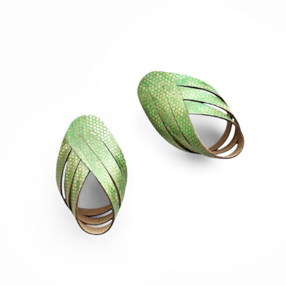 Kõrvarõngad rohelisest nahast